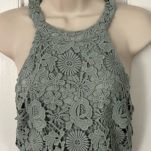 Lulu’s Sage Love Poem Lace Overlay Halter Mini Cocktail Dress Size Large - Picture 2 of 16